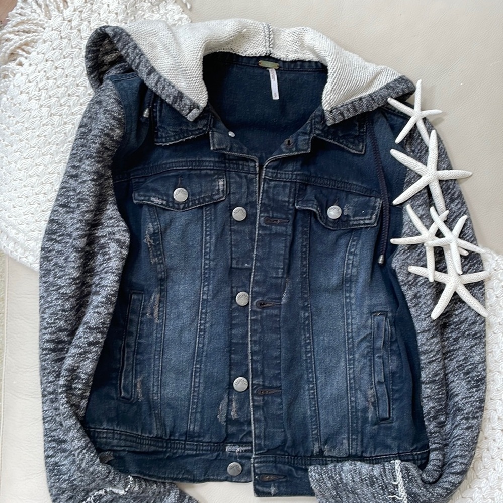 FREE PEOPLE Denim/Sweater Jacket💖HP💖